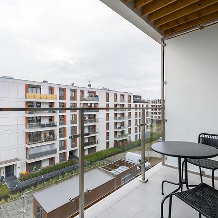 Premium Apartments Poznan Airport By Noclegi Renters Exteriör bild