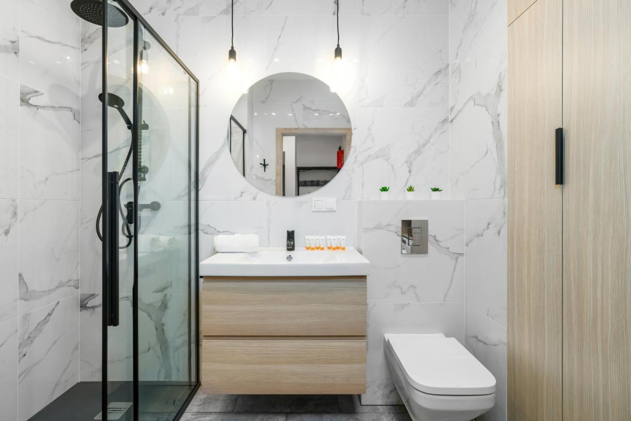 Premium Apartments Poznan Airport By Noclegi Renters Exteriör bild