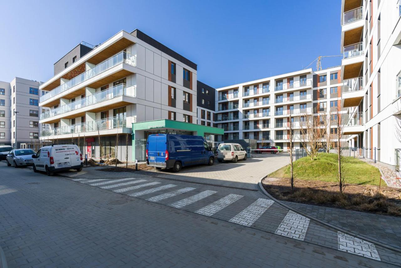 Premium Apartments Poznan Airport By Noclegi Renters Exteriör bild