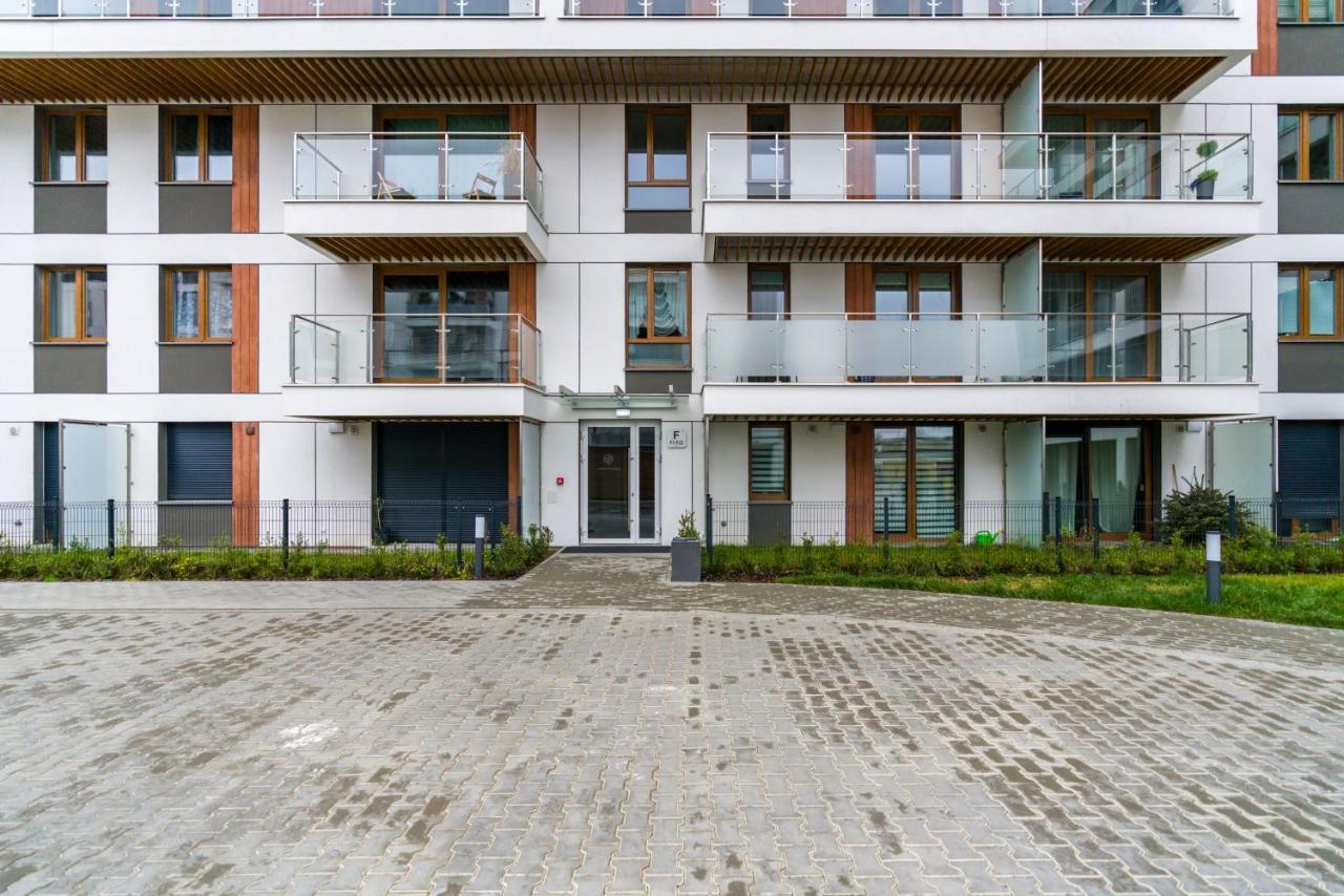 Premium Apartments Poznan Airport By Noclegi Renters Exteriör bild