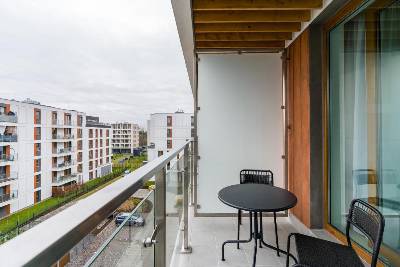 Premium Apartments Poznan Airport By Noclegi Renters Exteriör bild